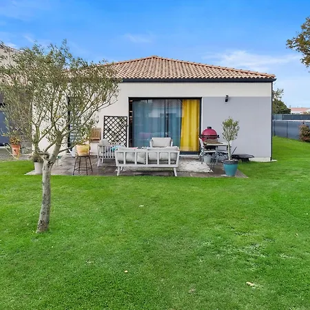 Holiday home Maison De Famille à 14min à Pied De La Pornic